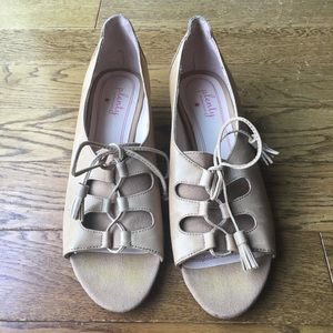 Tracy Reese Jacy kitten heel leather tassel 8.5